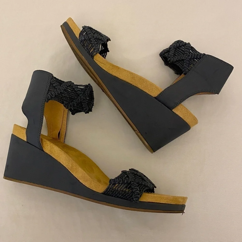 Lucky Brand Kierlo Wedge Sandals Macramé Heels Comfort Shoes Blue Size 9.5
